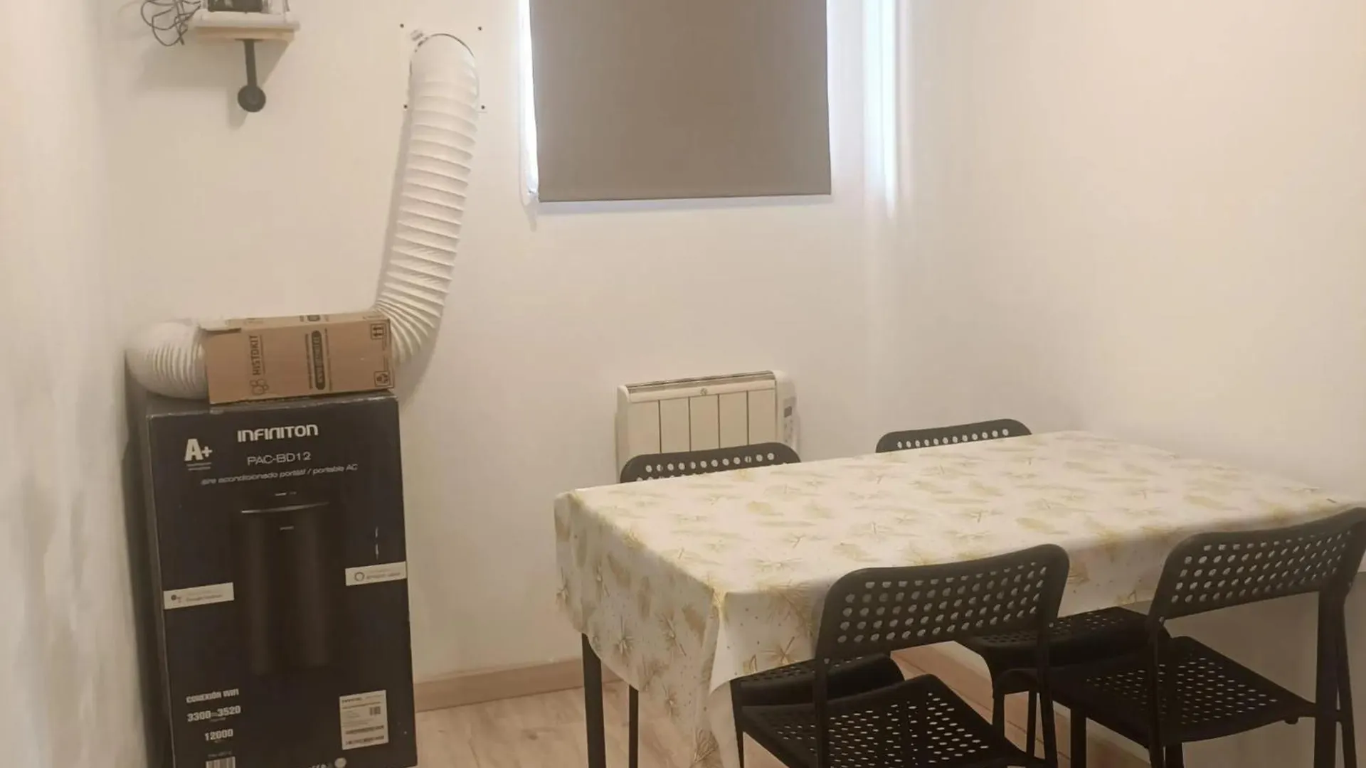 Cozy Studio With A/C Near Toledo Apartment
